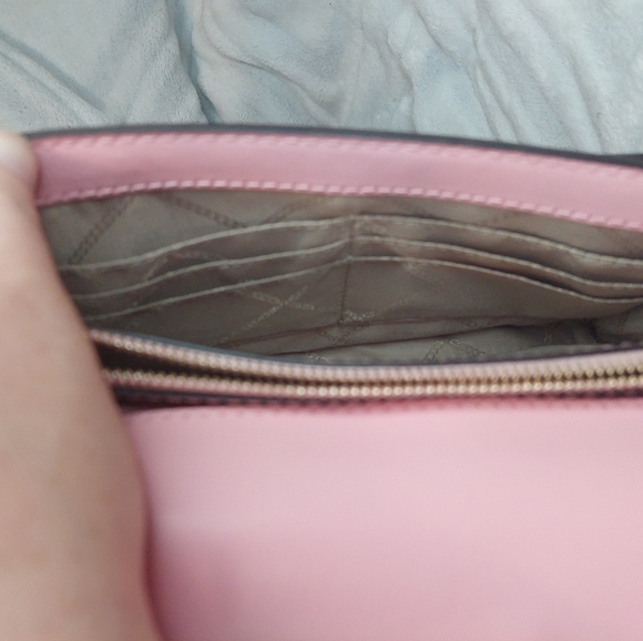 Michael Kors pink snakeskin Jade Shoulder / Crossbody Purse EUC $489 retail - Picture 11 of 14